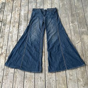 Free People Ultra Wide leg jeans
